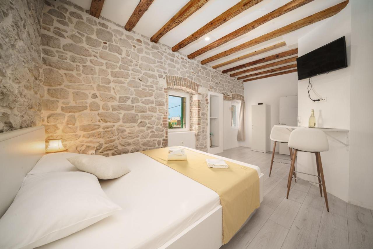 Sibenik Style Suites Экстерьер фото