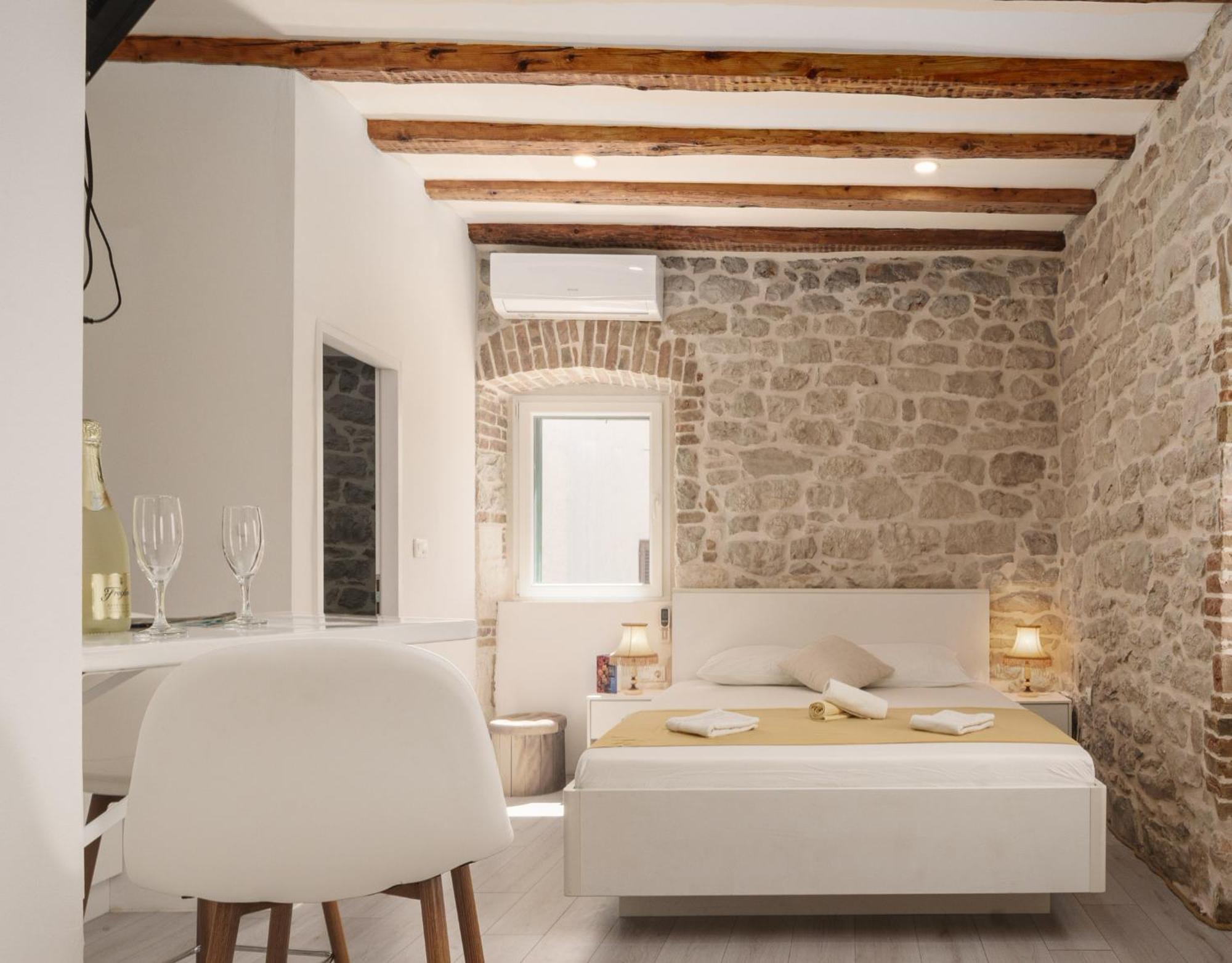 Sibenik Style Suites Экстерьер фото