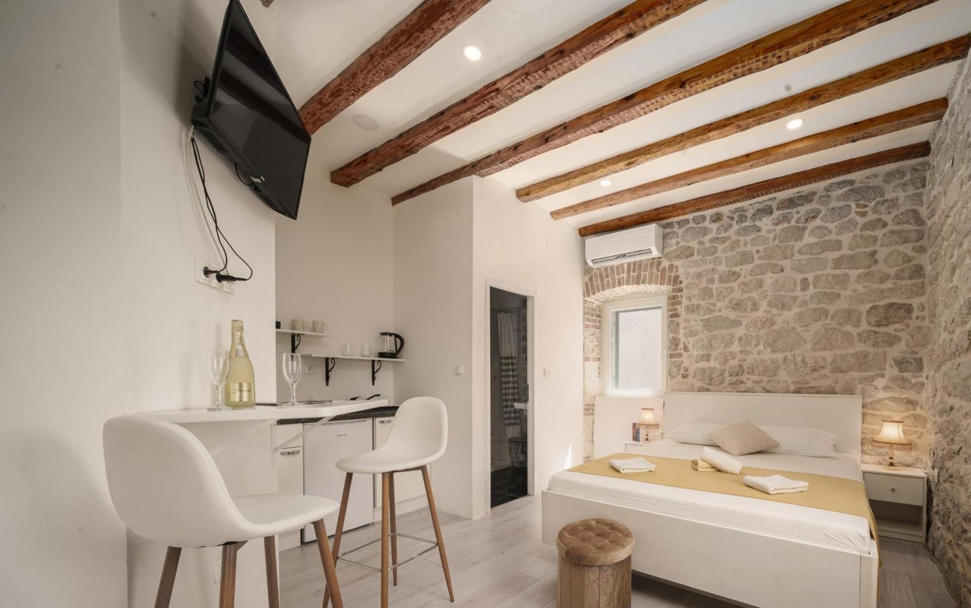 Sibenik Style Suites Экстерьер фото