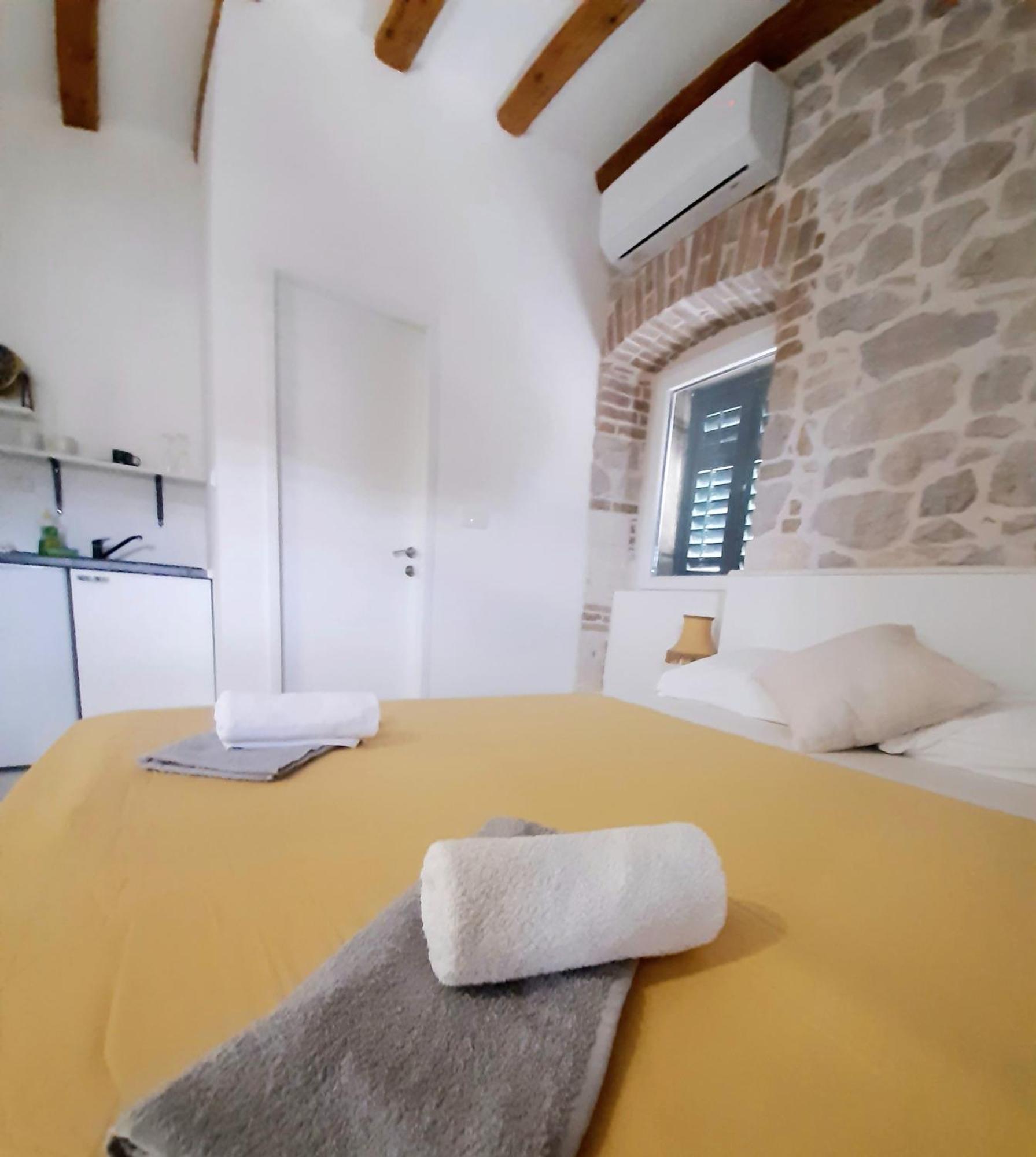Sibenik Style Suites Экстерьер фото