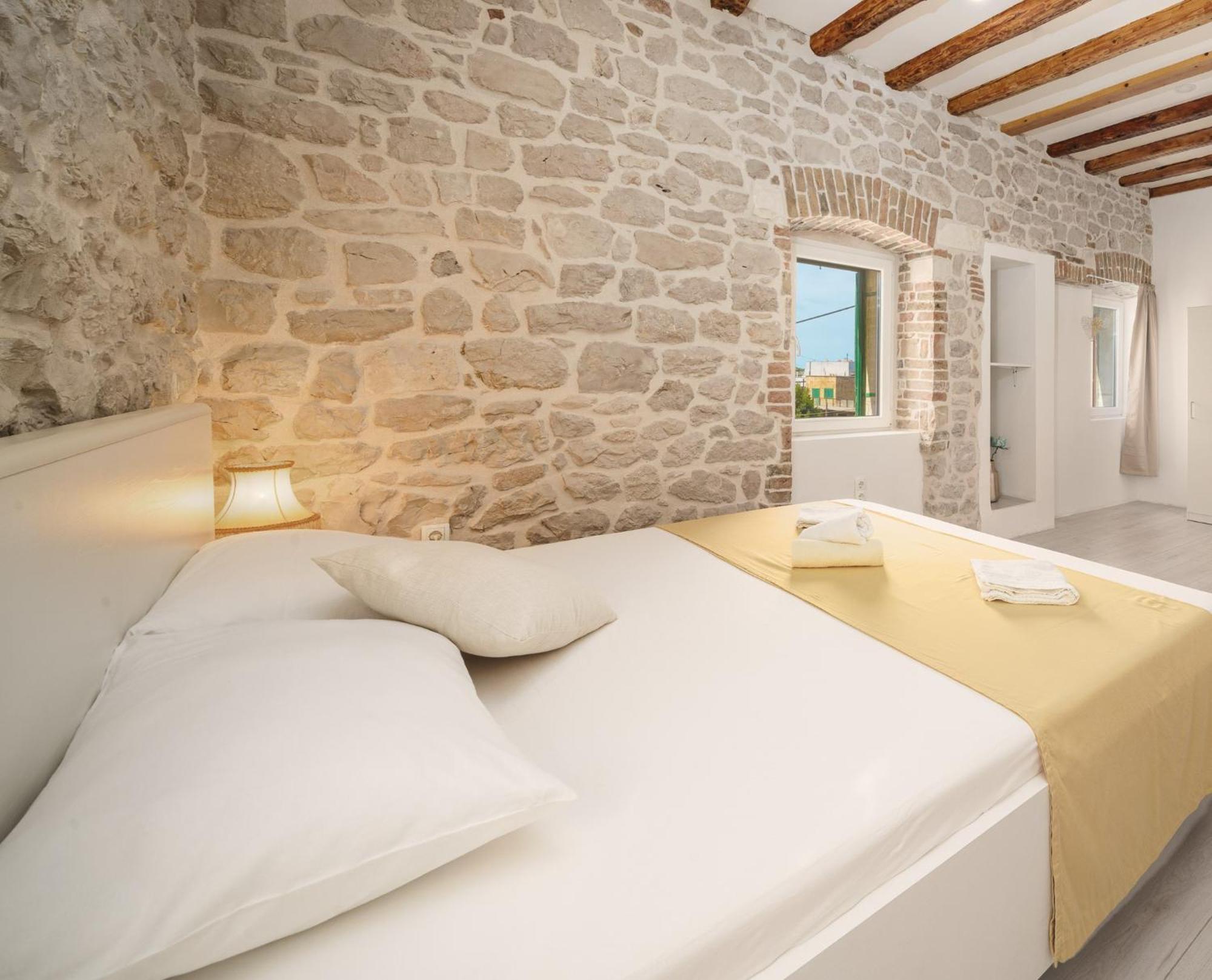 Sibenik Style Suites Экстерьер фото